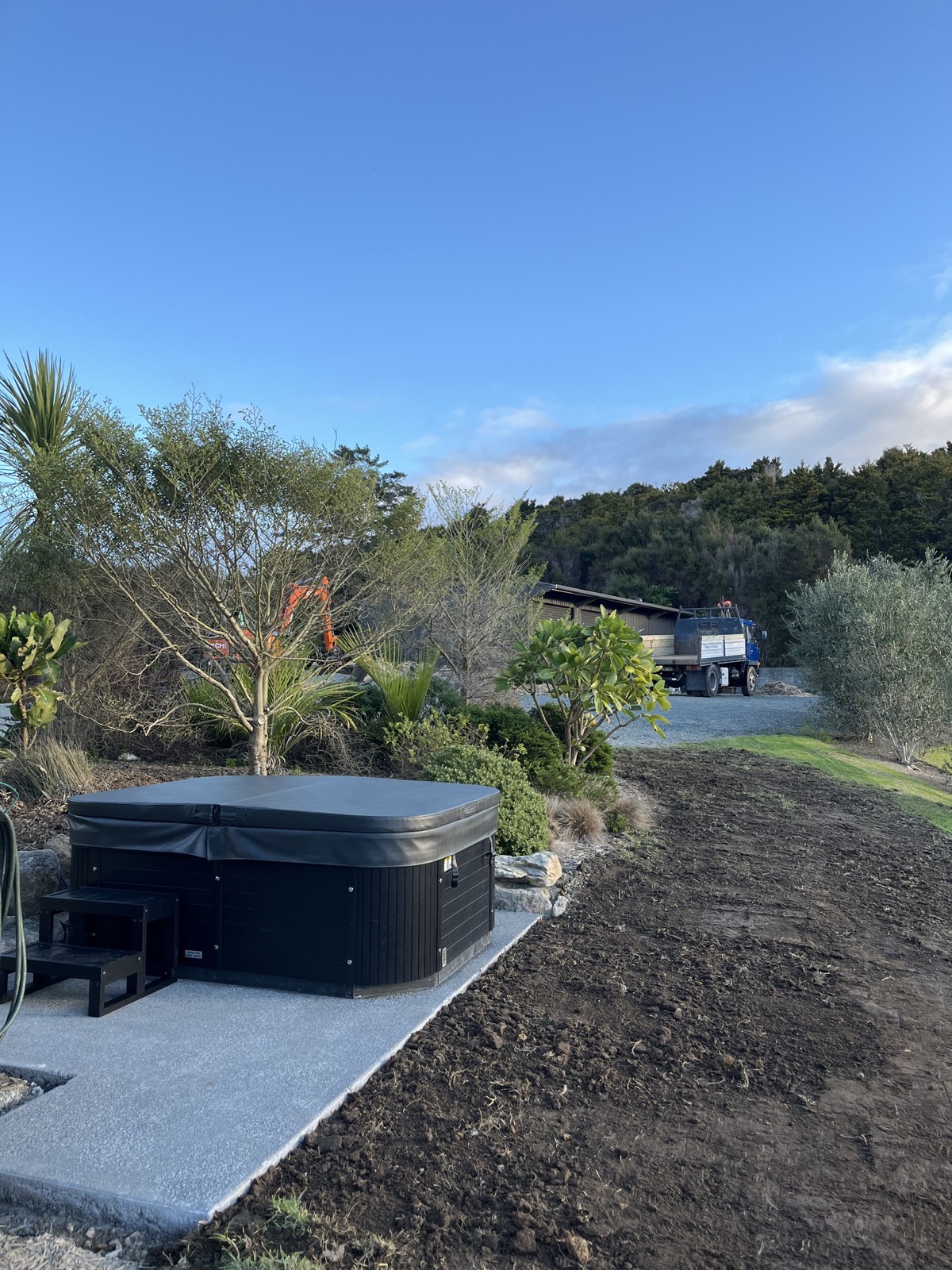 Spa Pool & Deck Preparation - Image 3